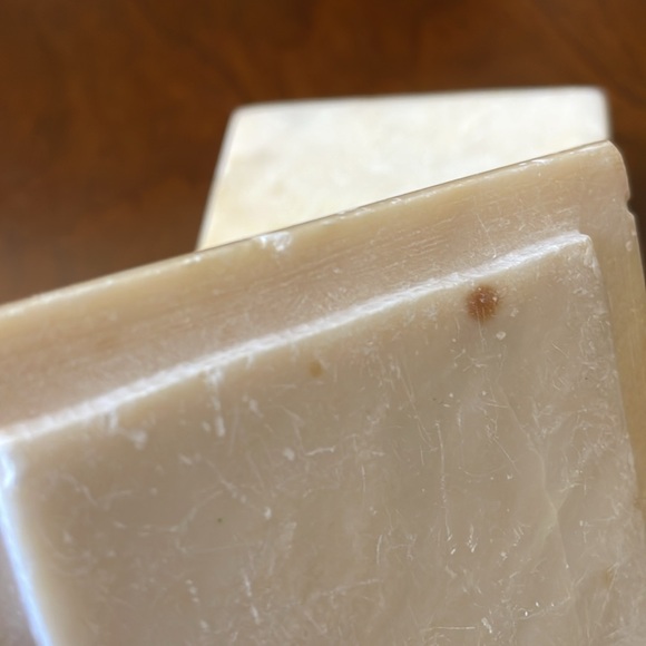 Soapstone stone trinket box moths of pearl inlay floral pattern - Picture 6 of 8